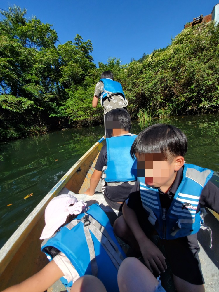 湯来釣り堀でカヌー体験