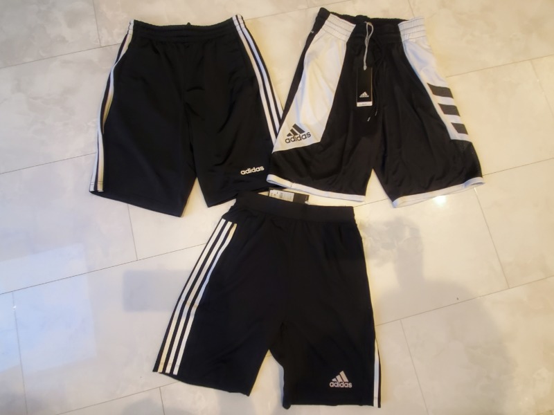 アウトレットアディダス購入品