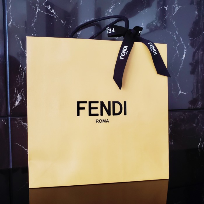 FENDIでお買い物したもの